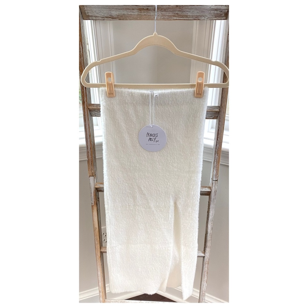 Princess Polly • Knit Midi Skirt• Small - Picture 2 of 5